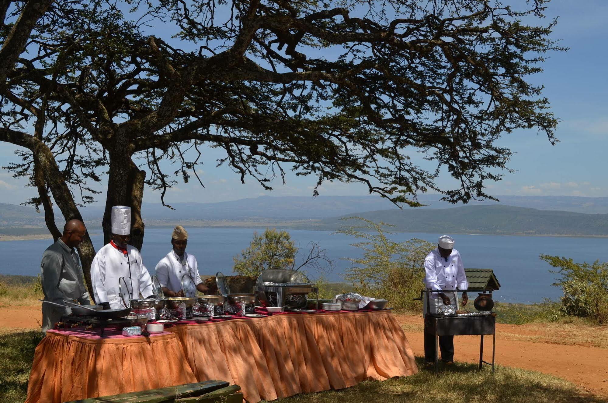 Mbweha Camp Hotel Elmenteita Bagian luar foto